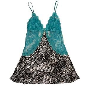 Victoria's Secret Very Sexy Leopard Print & Teal Size Medium